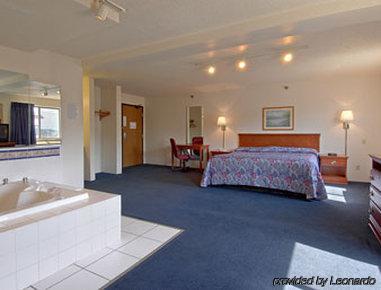 Super 8 By Wyndham Beckley Hotel Exterior photo